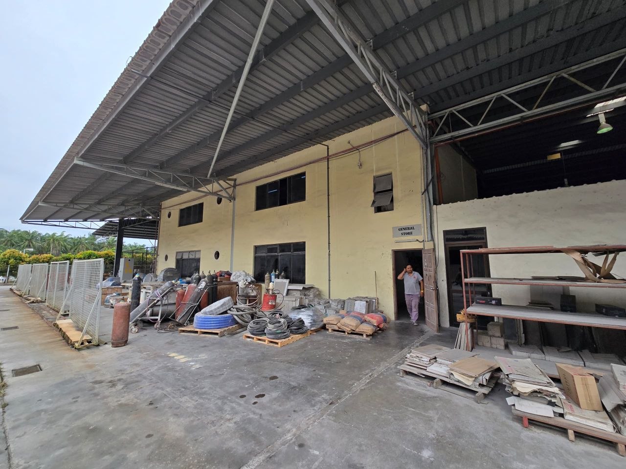 Kulai Detached Factory / Warehouse β Hartanow