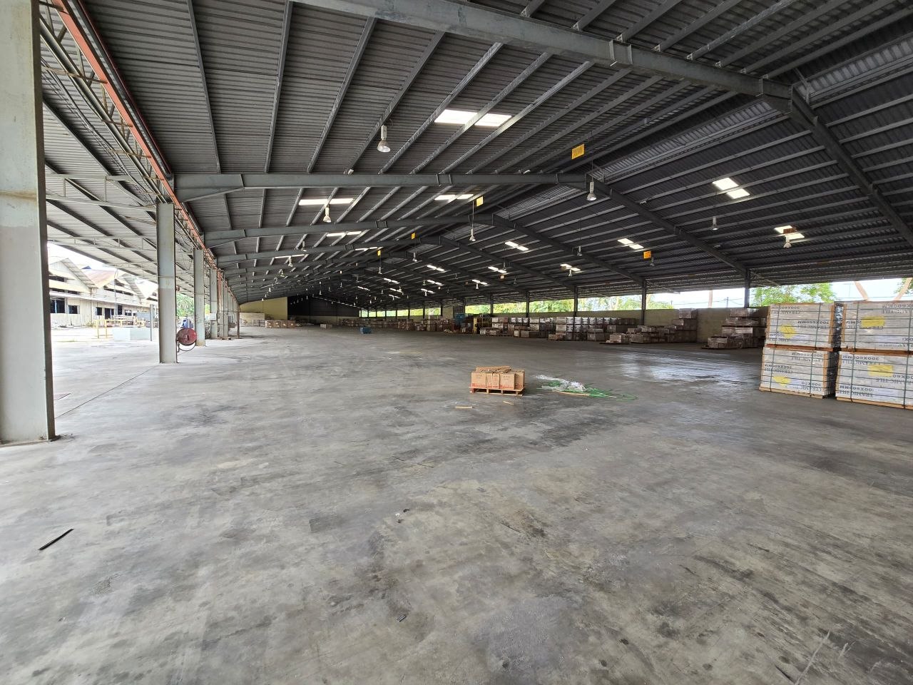 Kulai Detached Factory / Warehouse β Hartanow