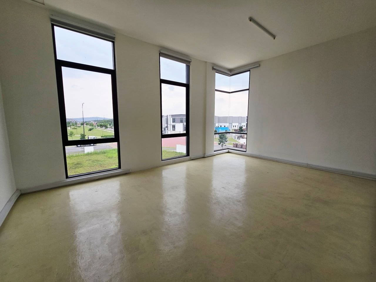 Eco Business Park 2 Senai 1.5 Storey Cluster β Hartanow