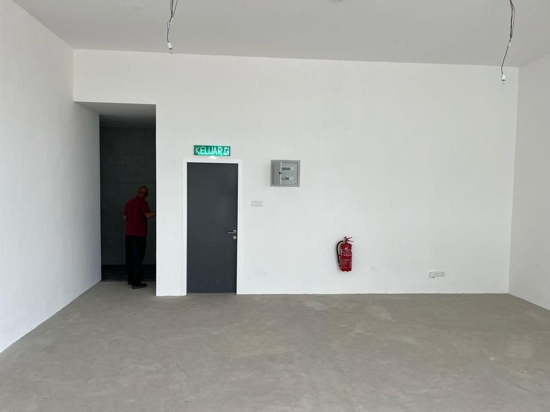 Eco Business Park 2 Senai Semi D Factory β Hartanow