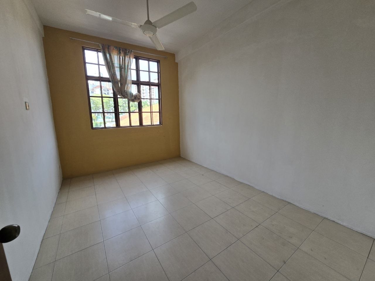 Taman Century, JB Town 3 Storey Detached House β Hartanow