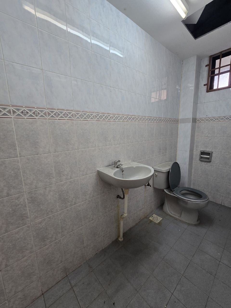 Taman Century, JB Town 3 Storey Detached House β Hartanow