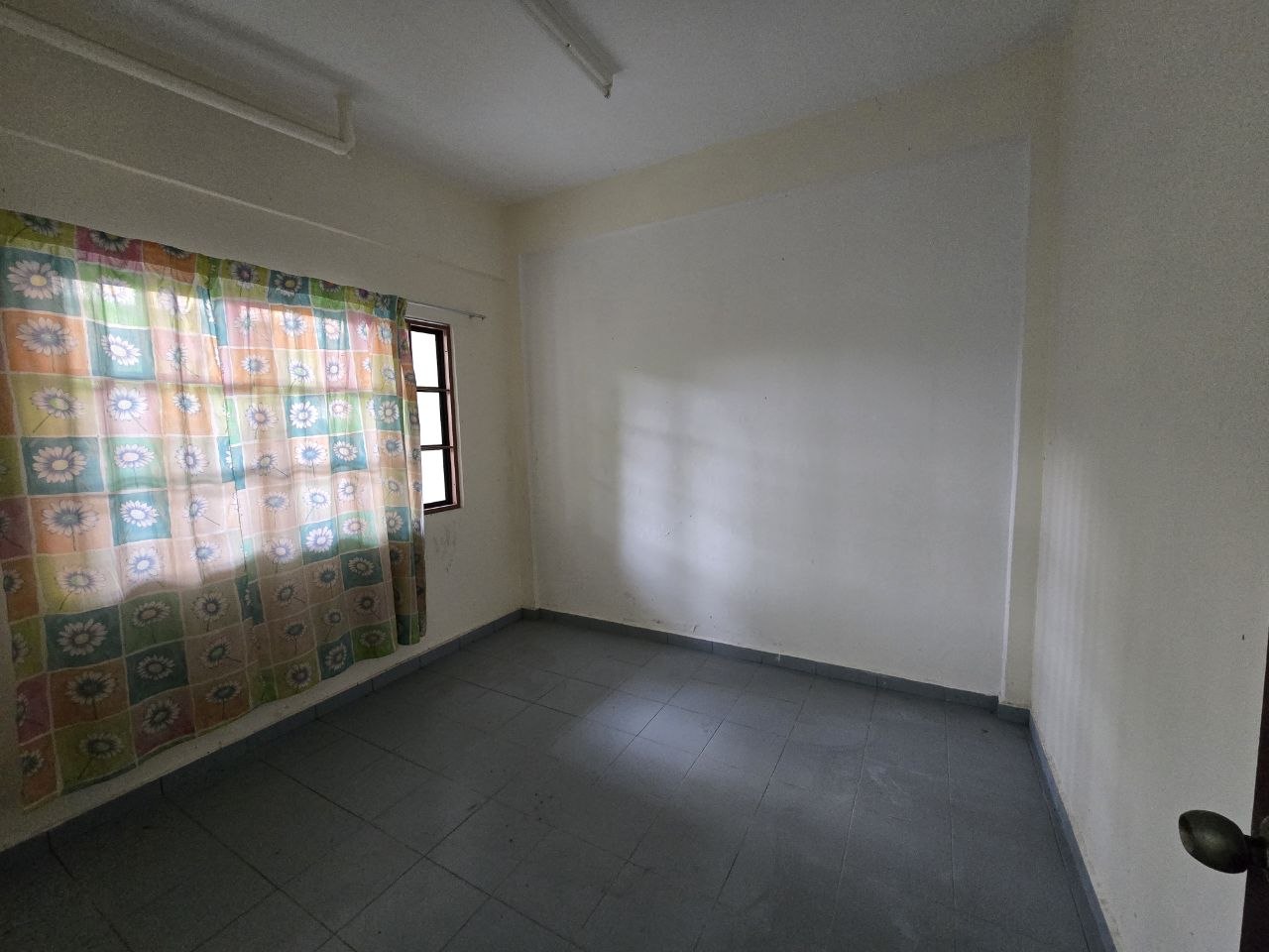 Taman Century, JB Town 3 Storey Detached House β Hartanow
