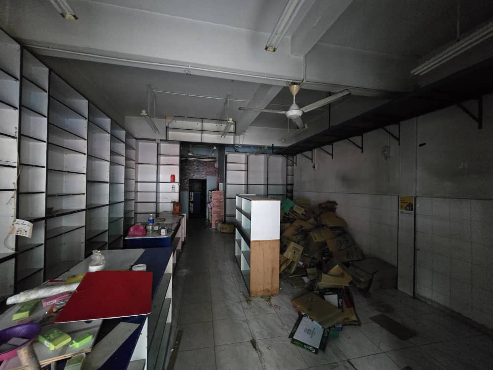 Jalan Trus, Bandar JB Double Storey Shoplot - Ground Floor (For Rent) β Hartanow