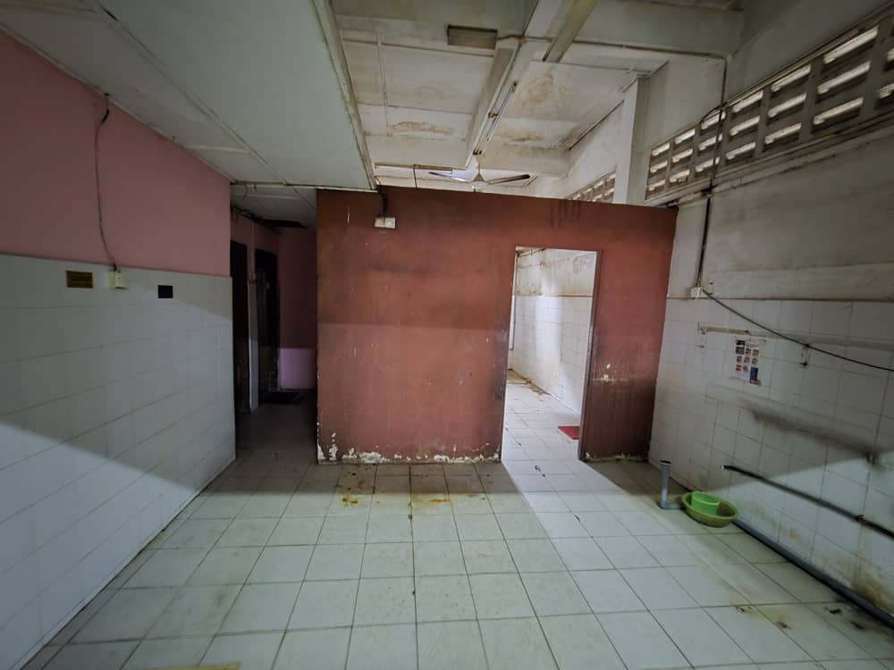 Jalan Trus, Bandar JB Double Storey Shoplot - Ground Floor (For Rent) β Hartanow