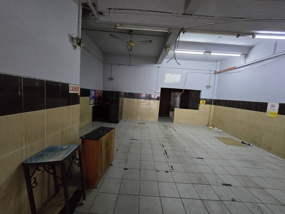 Jalan Trus, Bandar JB Double Storey Shoplot - Ground Floor (For Rent) β Hartanow