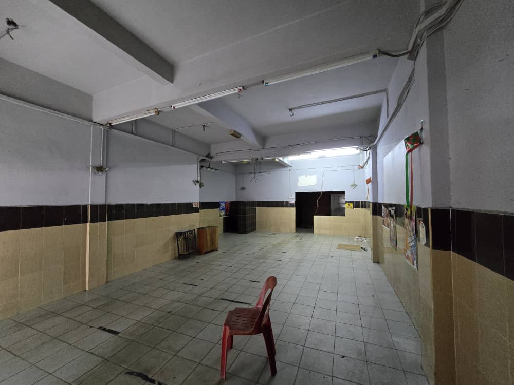 Jalan Trus, Bandar JB Double Storey Shoplot - Ground Floor (For Rent) β Hartanow